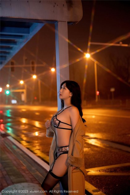 经典双飞无码番号一览海报