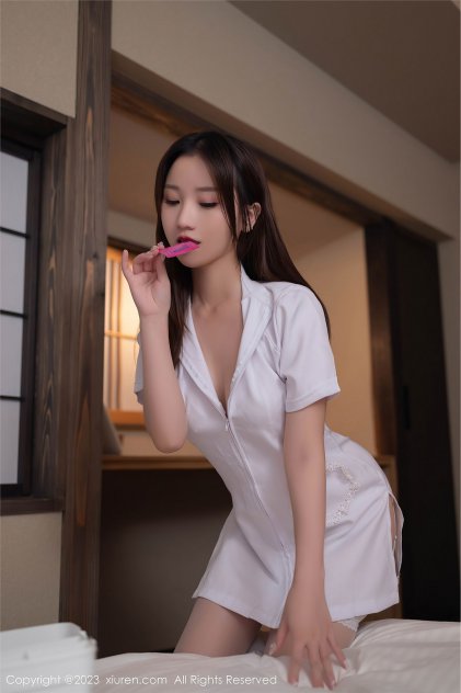 白领被操 亚洲色图海报