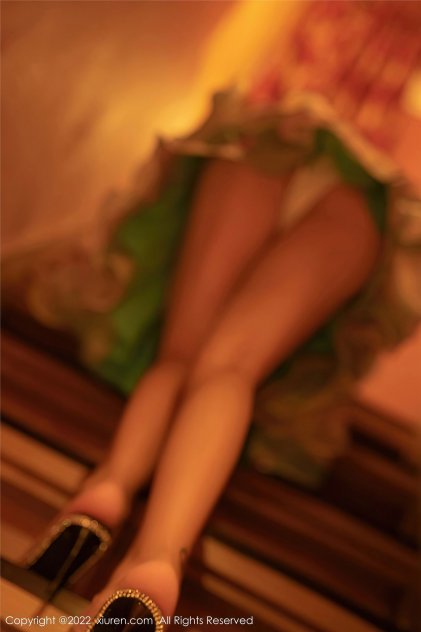 年轻人黄色网站大全首页海报